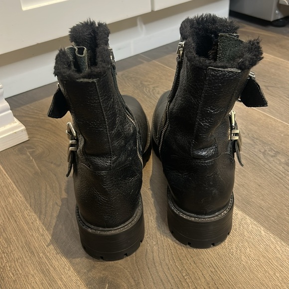 Zara Leather Biker Ankle Boot Black Moto Buckle Chunky Fur Lined Size 9 - Picture 13 of 16